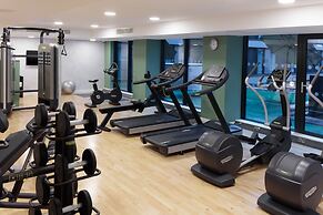 Holiday Inn London Heathrow - Bath Road by IHG