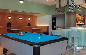Holiday Inn London Heathrow - Bath Road by IHG