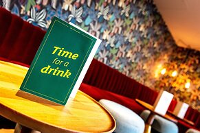Holiday Inn London Heathrow - Bath Road by IHG