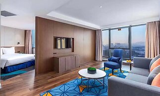 Holiday Inn Express Wuhan Optical Valley by IHG