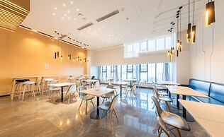 Holiday Inn Express Wuhan Optical Valley by IHG