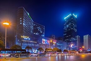 Holiday Inn Express Wuhan Optical Valley by IHG