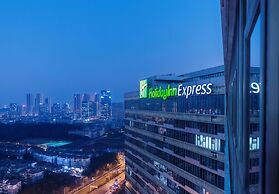 Holiday Inn Express Wuhan Optical Valley by IHG
