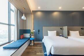 Holiday Inn Express Wuhan Optical Valley by IHG
