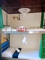 Mambembe Hostel - Ilha Grande