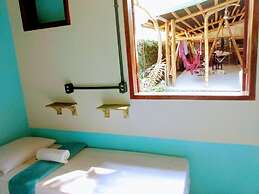 Mambembe Hostel - Ilha Grande