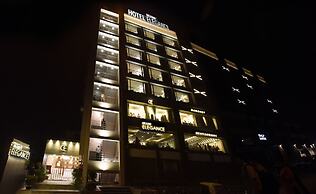 Hotel Grand Elegance