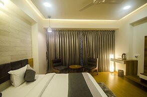 Hotel Grand Elegance