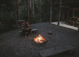 Carawirry Forest Escape