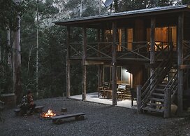 Carawirry Forest Escape