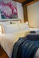 Carawirry Forest Escape