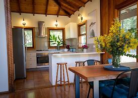 Carawirry Forest Escape