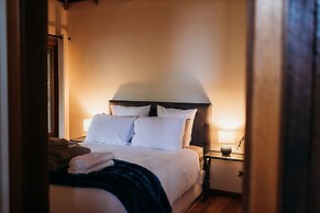 Carawirry Forest Escape