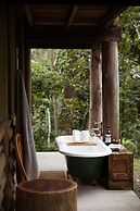 Carawirry Forest Escape