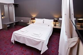 Koszary Arche Hotel