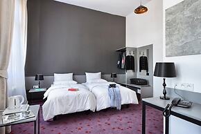Koszary Arche Hotel