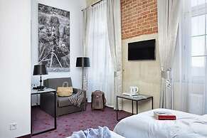 Koszary Arche Hotel