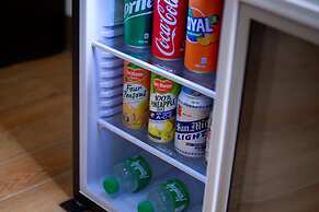 Achievers Airport Hotel