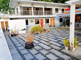 Hostel Oslob Anglers Hub Resort