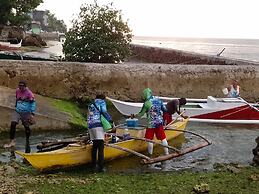 Hostel Oslob Anglers Hub Resort