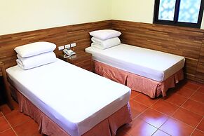 Kenting Youth Activity Center