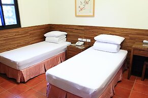 Kenting Youth Activity Center