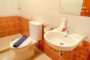 3 Bedrooms Apartment Grand Palace Kemayoran by Travelio