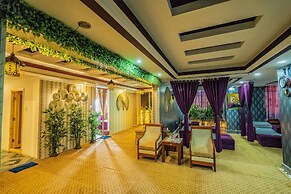 Duc Long Gia Lai Hotels & Apartment