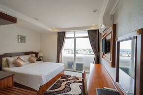 Duc Long Gia Lai Hotels & Apartment