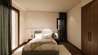 Karyatis Luxury Maisonette by K&K