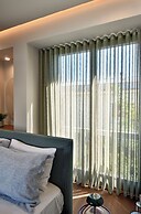 Karyatis Luxury Maisonette by K&K