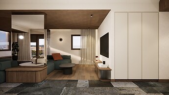 Karyatis Luxury Maisonette by K&K