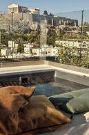 Karyatis Luxury Maisonette by K&K