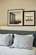 Karyatis Luxury Maisonette by K&K