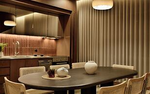 Karyatis Luxury Maisonette by K&K