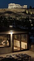 Karyatis Luxury Maisonette by K&K