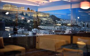 Karyatis Luxury Maisonette by K&K