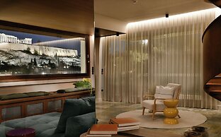 Karyatis Luxury Maisonette by K&K