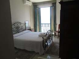 Hotel Leopold