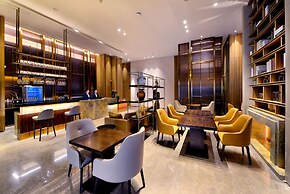 KuanRong Luxury Suites Hotel - Daping Times Square