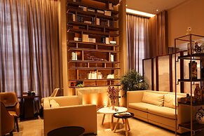 KuanRong Luxury Suites Hotel - Daping Times Square