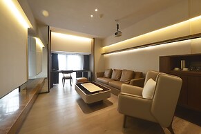 KuanRong Luxury Suites Hotel - Daping Times Square