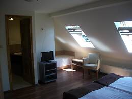 Hotel Viktória Vendégház