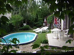 Hotel Viktória Vendégház