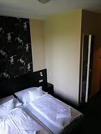 Hotel Viktória Vendégház