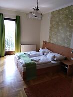 Hotel Viktória Vendégház