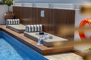 Chris Le Mare Luxury Villa By Louis Hotels