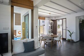 Chris Le Mare Luxury Villa By Louis Hotels