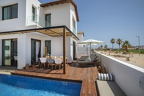 Chris Le Mare Luxury Villa By Louis Hotels