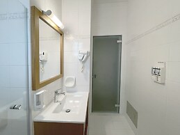 Melia Sol Art Studios